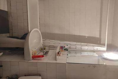 Garsonieră decomandată în 22 Decembrie