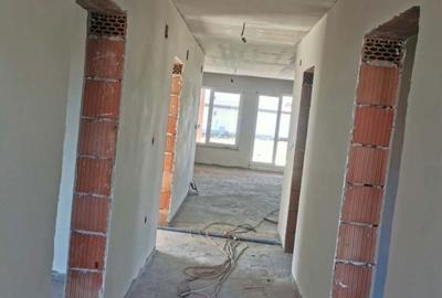 Casă cu 3 camere în Tudor Vladimirescu - 1