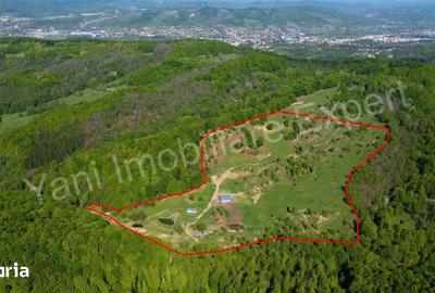 Teren de 109969 mp, în Central - 13