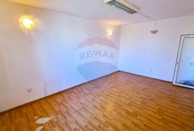 Spatiu de birouri 42 mp - central, modern si luminos - 6