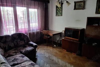 Apartament cu 3 camere decomandat în Circumvalațiunii - 1