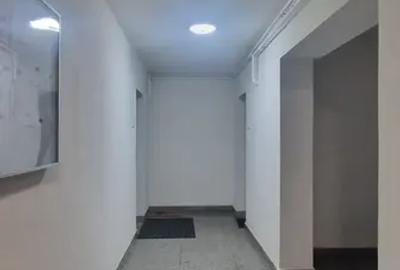 Studio-43 mp curte  gata de Mutare langa Metrou P.Poenaru - 2