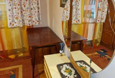 Inchiriez , caut colega apartament - Zona Soarelui ,Scoala 30 Parc - 1