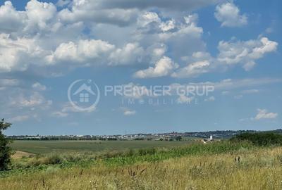 Teren extravilan cu deschidere la 2 drumuri - Miroslava 4500mp - 2