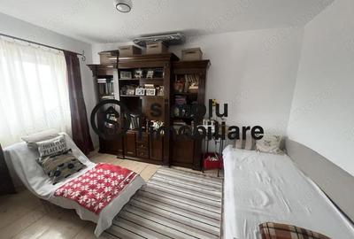 Casă cu 4 camere cu Teren 157 Mp în Central - 10