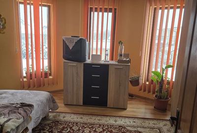 Casă cu 4 camere cu Teren 407 Mp în Păulești - 11