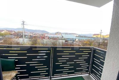 Apartament cu 4 camere - etaj 1, 3 dormitoare, 3 balcoane, parcare inclusa - 6