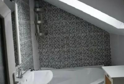 Casă cu 6 camere cu Teren 480 Mp în Central - 6