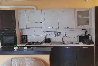 Apartament cu 2 camere decomandat în Central - 2