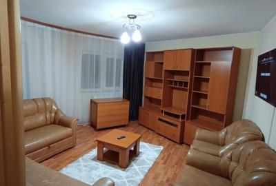 Apartament cu 3 camere în Central - 1