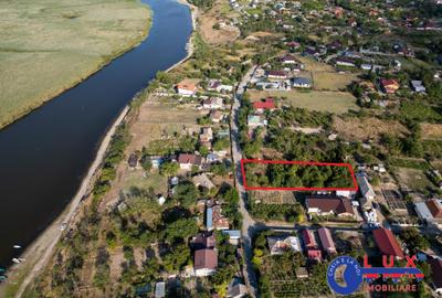 ID 7857 EXCLUSIVITATE - Teren intravilan cu priveliște în Somova - 1