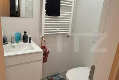 Apartament cu 3 camere decomandat în Tractorul - 12