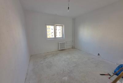 Calea Vitan, vav mall Vitan, bloc 1987, stradal, bloc reabilitat - 7