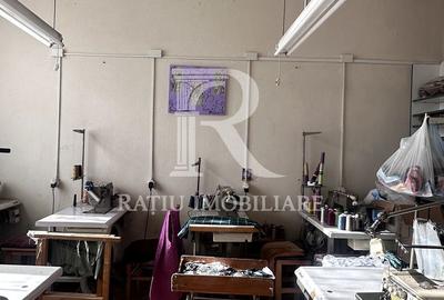 Spațiu comercial, de 70 mp, în Decebal - 7