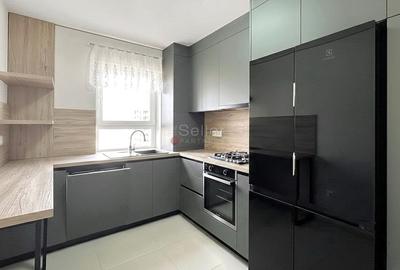 Apartament cu 3 camere decomandat, mobilat în Tractorul - 6