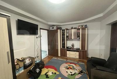 Apartament cu 2 camere semidecomandat în Micro 16 - 1