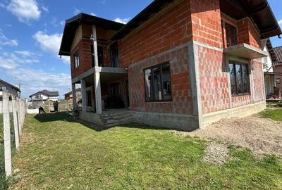 Casă cu 4 camere în Satulung - 8