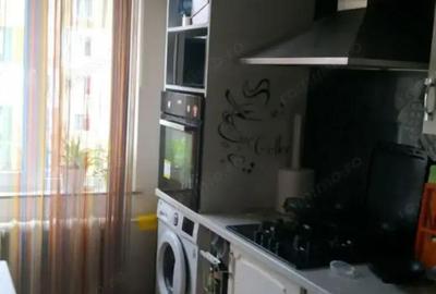 Ofer spre vanzare apartament cu 3 camere in zona Drumul Taberei - 3
