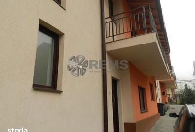 Casă cu 5 camere cu Teren 50 Mp în Ciupercenii Noi - 11