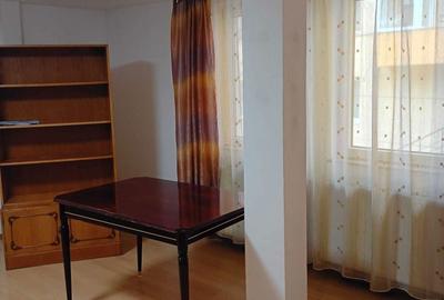 Garsonieră decomandată în Central - 1