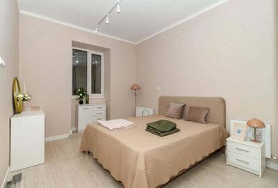 Apartament cu 2 camere decomandat în Tractorul - 1