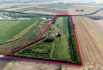 Teren Construcții intravilan de 77000 mp, în Exterior Sud
