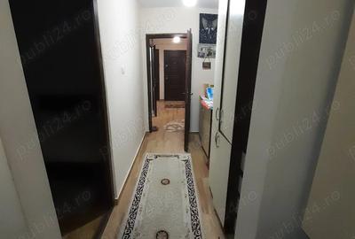 Vand apartament 3 camere, et 1 Unirii Sud - 7