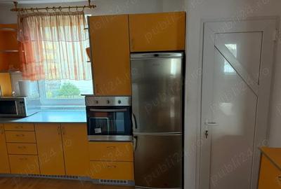 Apartament cu 4 camere decomandat în Central - 4
