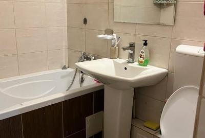 Apartament cu 4 camere semidecomandat, mobilat în Titan - 13