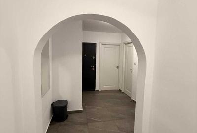 Apartament cu 3 camere decomandat în Central - 2