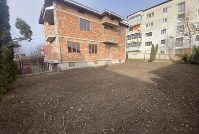 Casă cu 4 camere în Fălticeni - 6