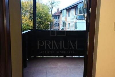 MEDICINA - ETAJ 2 - CLADIRE ISTORICA - 3 CAMERE - 1 BALCON - 1 TERASA - CENTRALA - 5