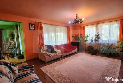Casă cu 4 camere cu Teren 1232 Mp în Central - 4