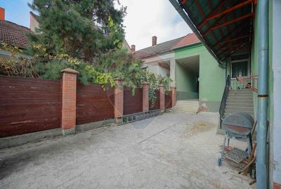Casa / Vila cu 4 camere de vanzare Ultracentral Str. Louis Pasteur - 30