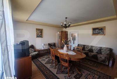 Casă cu 3 camere cu Teren 6830 Mp în Central - 5