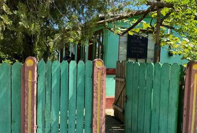 Casă cu 4 camere în Ulmu - 8