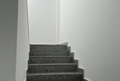 Spațiu comercial, de 650 mp, în Central - 19