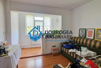 Apartament cu 3 camere decomandat în Păcii - 2