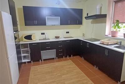 Apartament cu 3 camere decomandat în Exterior Sud