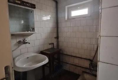 Casă cu 3 camere cu Teren 1338 Mp în Central - 13