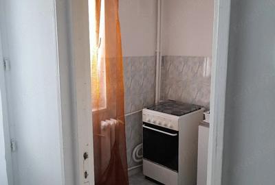 Garsonieră decomandată în Exterior Vest - 2