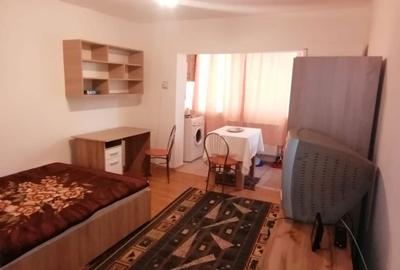 Garsonieră decomandată în Central - 5