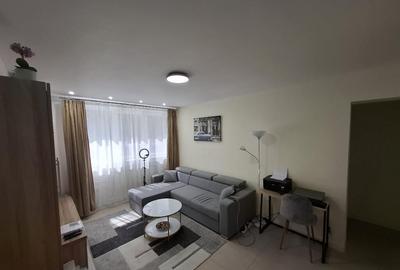 Apartament cu 3 camere decomandat în Doina - 8