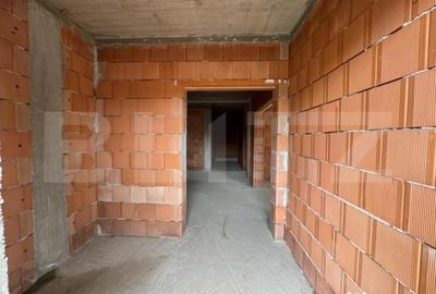 Casă cu 4 camere cu Teren 1760 Mp în Central - 16