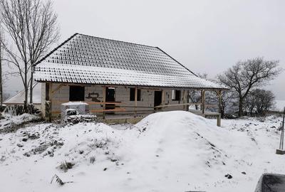 Casă cu 3 camere în Bătrâna - 2