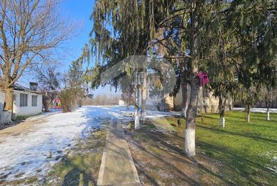 Casă individuală cu 7 camere cu Teren 4098 Mp în Grădiștea - 16