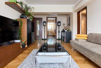 4 camere in bloc '80 | Sud | Bd. Carol | VIDEO - 1