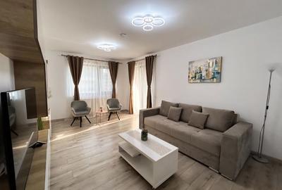 Apartament cu 2 camere decomandat în Tractorul - 7