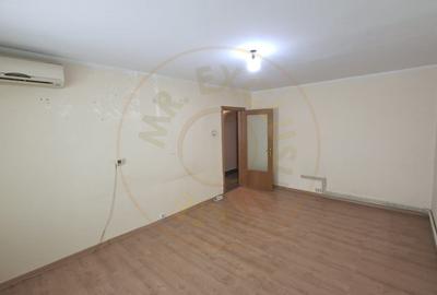 Apartament cu 3 camere decomandat în Exercițiu - 12