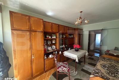 Apartament cu 4 camere decomandat în Micro 16 - 1